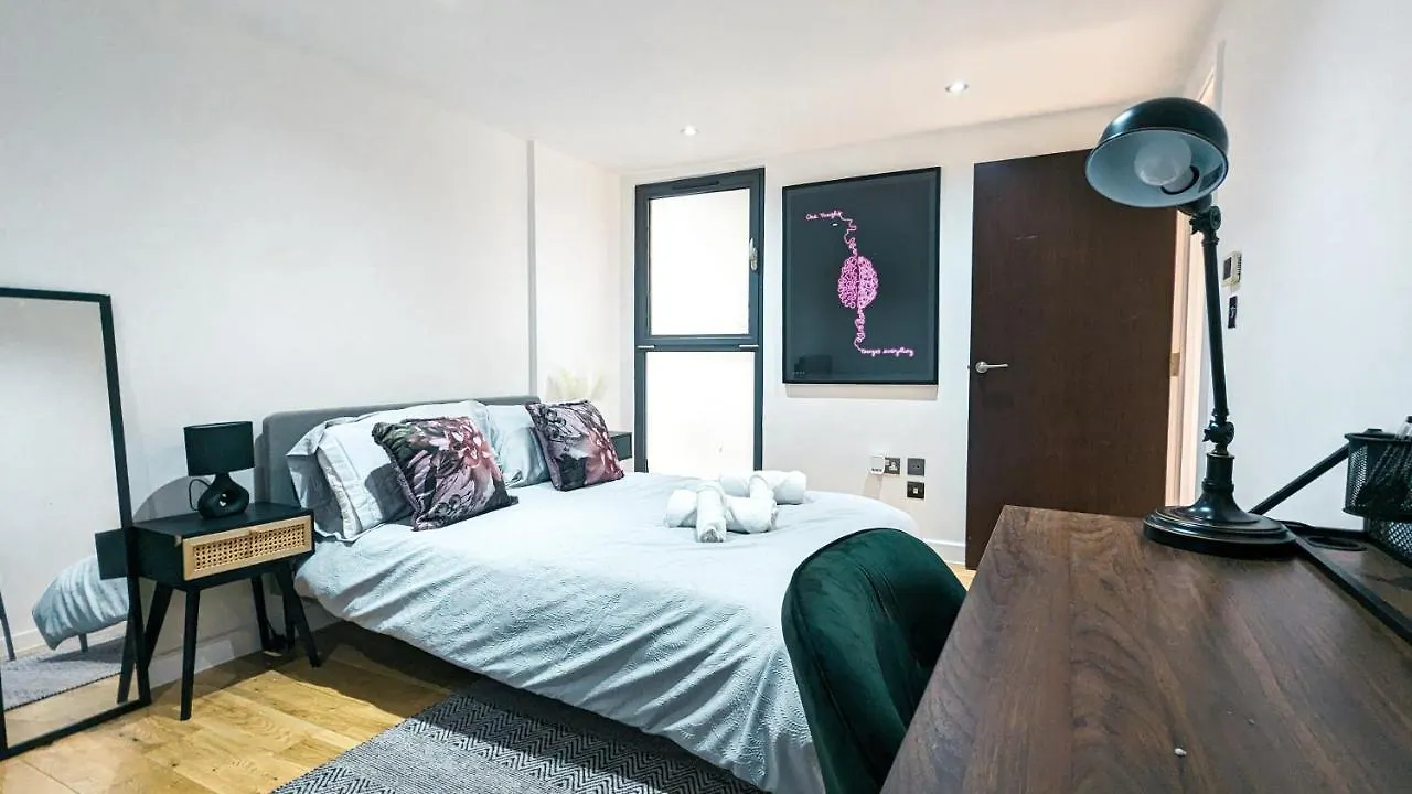 Spacious Apartment In Trendy Hackney London United Kingdom